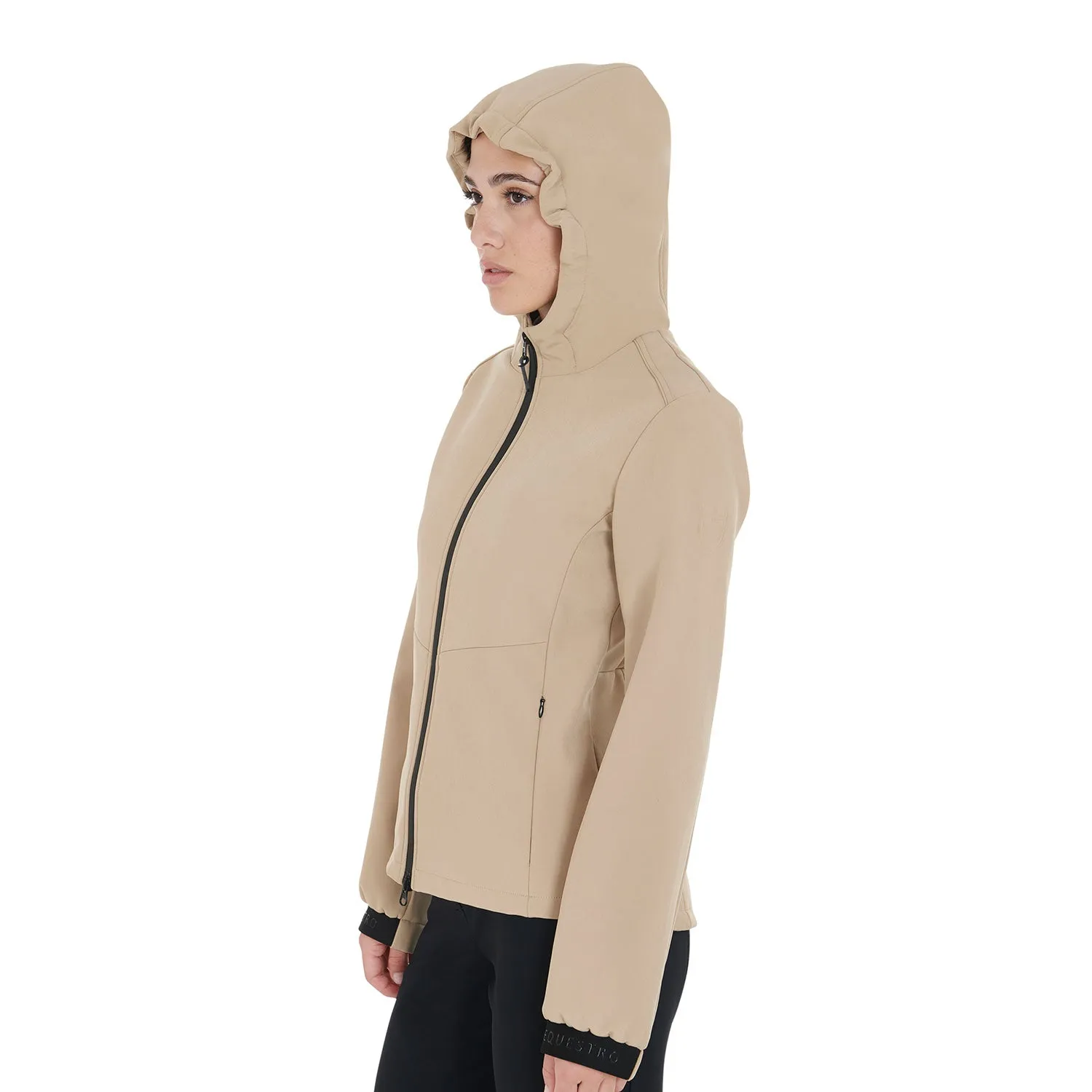 WOMEN'S SLIM FIT SOFTSHELL JACKET WITH CONCEALED POCKETS