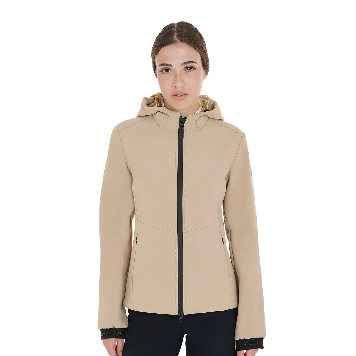 WOMEN'S SLIM FIT SOFTSHELL JACKET WITH CONCEALED POCKETS